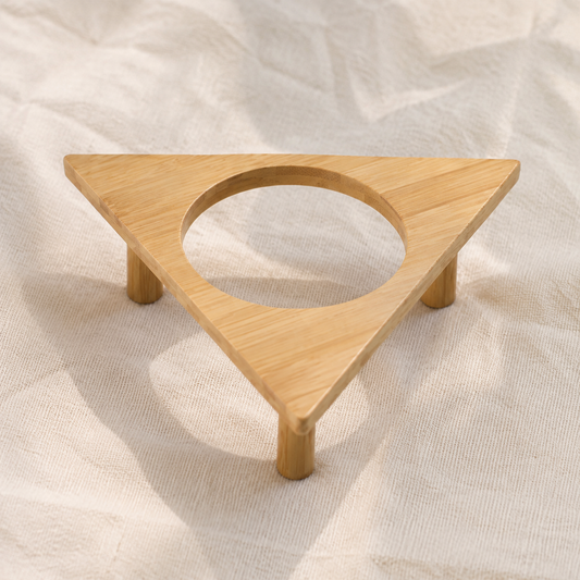 Triangular Bamboo Single Bowl Stand